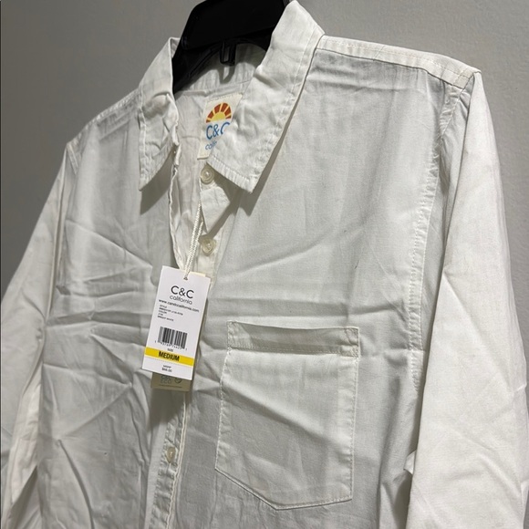 C&C California Women’s White Button-Up Women's Top - Picture 3 of 6